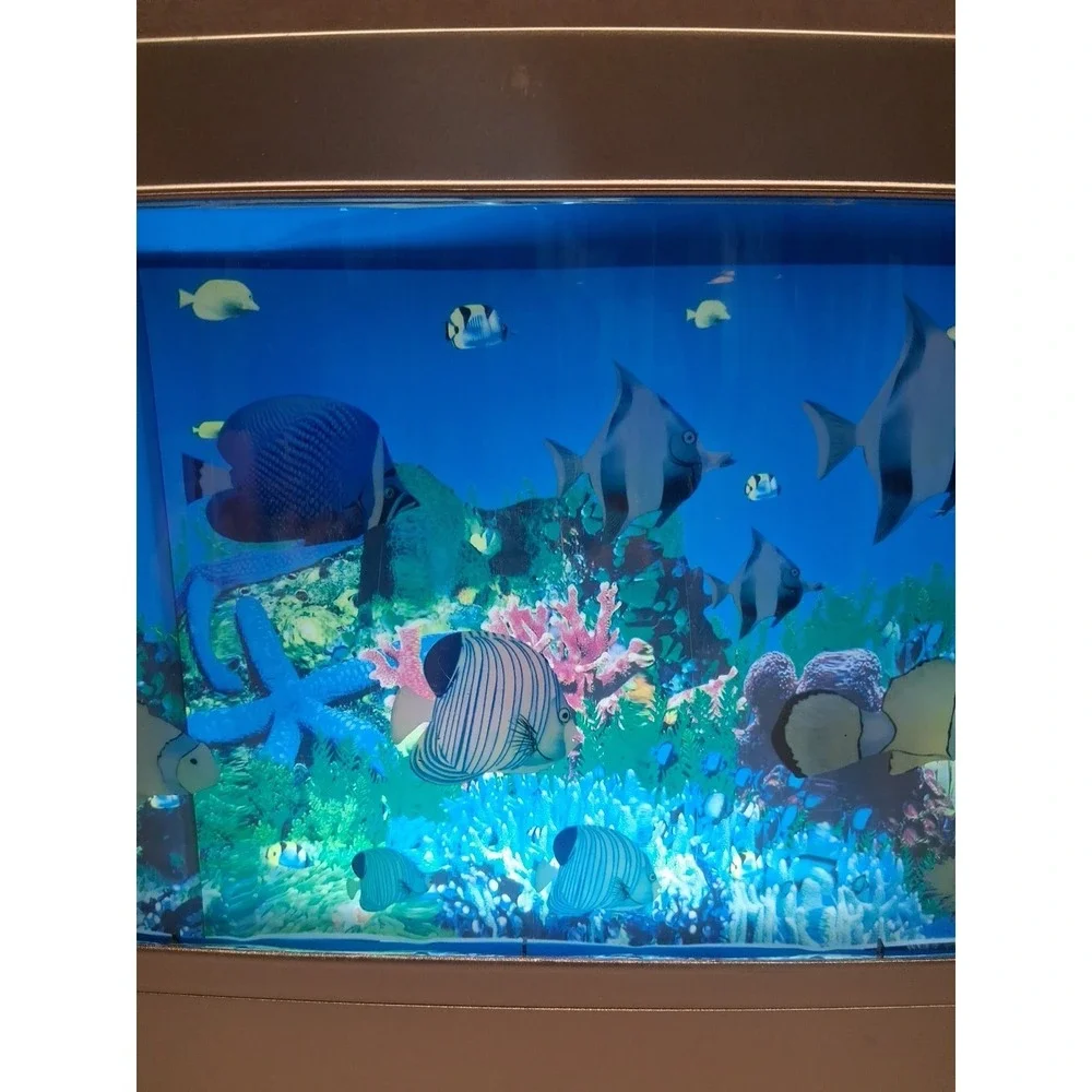 Aquarium Motion Lamp Multicolor LED Lighted Novelty Marine Plastic Design